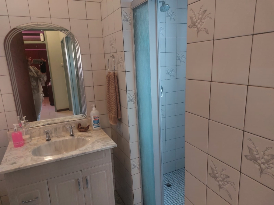 4 Bedroom Property for Sale in Monument Heights Northern Cape
